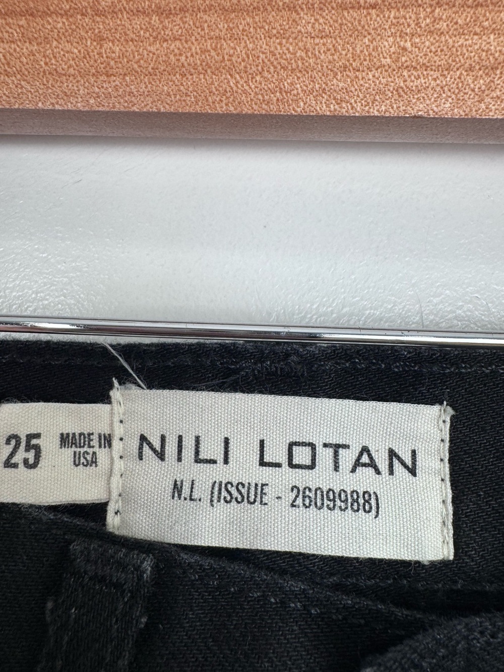 Nili Lotan Women Smith Straight Leg Black Jean Size 25 - Picture 4 of 8